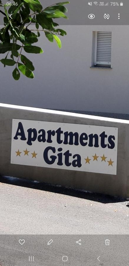 Gita Apartmani Cizici Ngoại thất bức ảnh